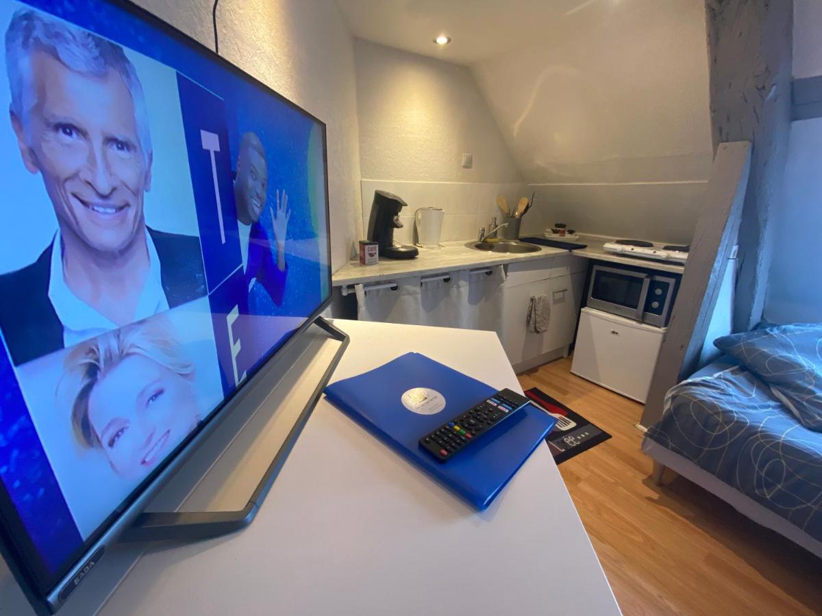 Appartement Le nid sous les toits à Troyes Extérieur photo